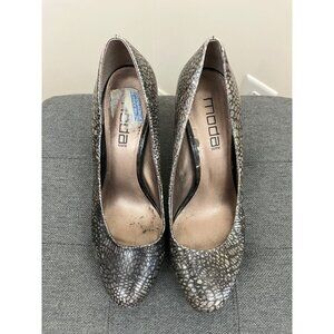 Moda Spana Gray Reptile Skin Style Heels Size 9.5
